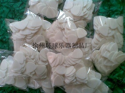 【賽璐珞吉他撥片/加工賽璐珞吉他彈片】?jī)r(jià)格,廠家,圖片,沖壓五金配件,徐州環(huán)球樂器配件制品廠